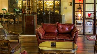 لابی هتل آپارتمان چهل پنجره اصفهان لابی هتل آپارتمان چهل پنجره اصفهان